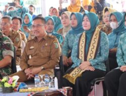 TP PKK Provinsi Lampung Kunker dan Serahkan Bantuan untuk Masyarakat Pesawaran