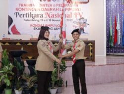 Ketua Kwarda Pramuka Nunik Lepas Kontingen Pramuka ke Palembang