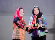 Walikota Bandarlampung Eva Dwiana Raih Penghargaan dari Kemenkop UKM