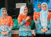 TP. PKK Lampung Gelar Bakti Sosial Peringati Hari Ibu ke-97, Bagikan Paket Sembako untuk Warga