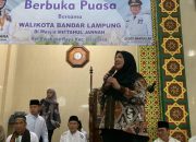 Wali Kota Eva Dwiana Hadiri Safari Ramadan 1447 H di Masjid Miftahul Jannah Rajabasa