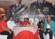 Bunda Eva Hadiri Kejuaraan Tinju Amatir Polresta Bandarlampung