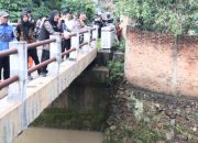 Wali Kota Eva Dwiana Tinjau Kawasan Terdampak Banjir di Kecamatan Sukabumi