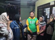 Eva Dwiana Temui Keluarga Korban Banjir Bandang di Garuntang