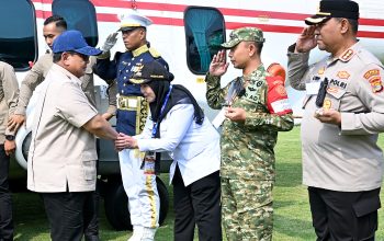 Walikota Bunda Eva Sambut, Kedatangan Presiden Prabowo