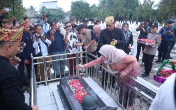 Ziarah Pahlawan Warnai Peringatan HUT ke-344 Kota Bandar Lampung