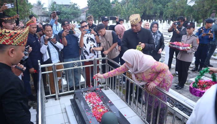 Ziarah Pahlawan Warnai Peringatan HUT ke-344 Kota Bandar Lampung