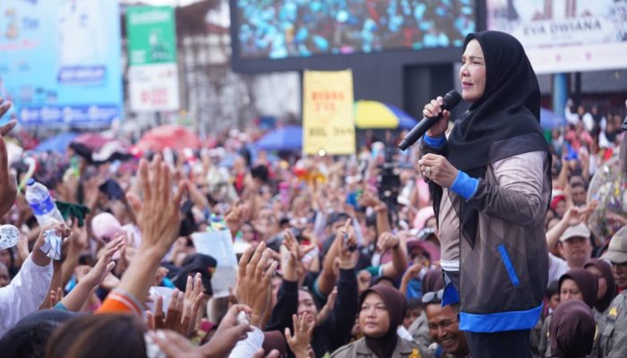 Ribuan Warga Ikuti Jalan Sehat HUT ke-344 Bandar Lampung, Eva Dwiana Gaungkan Budaya Hidup Sehat