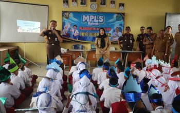 Eva Dwiana Bersama Kajati Lampung Monitoring Program MBG